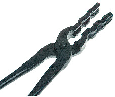 SCHMIEDEZANGE - WOLFSMAULZANGE