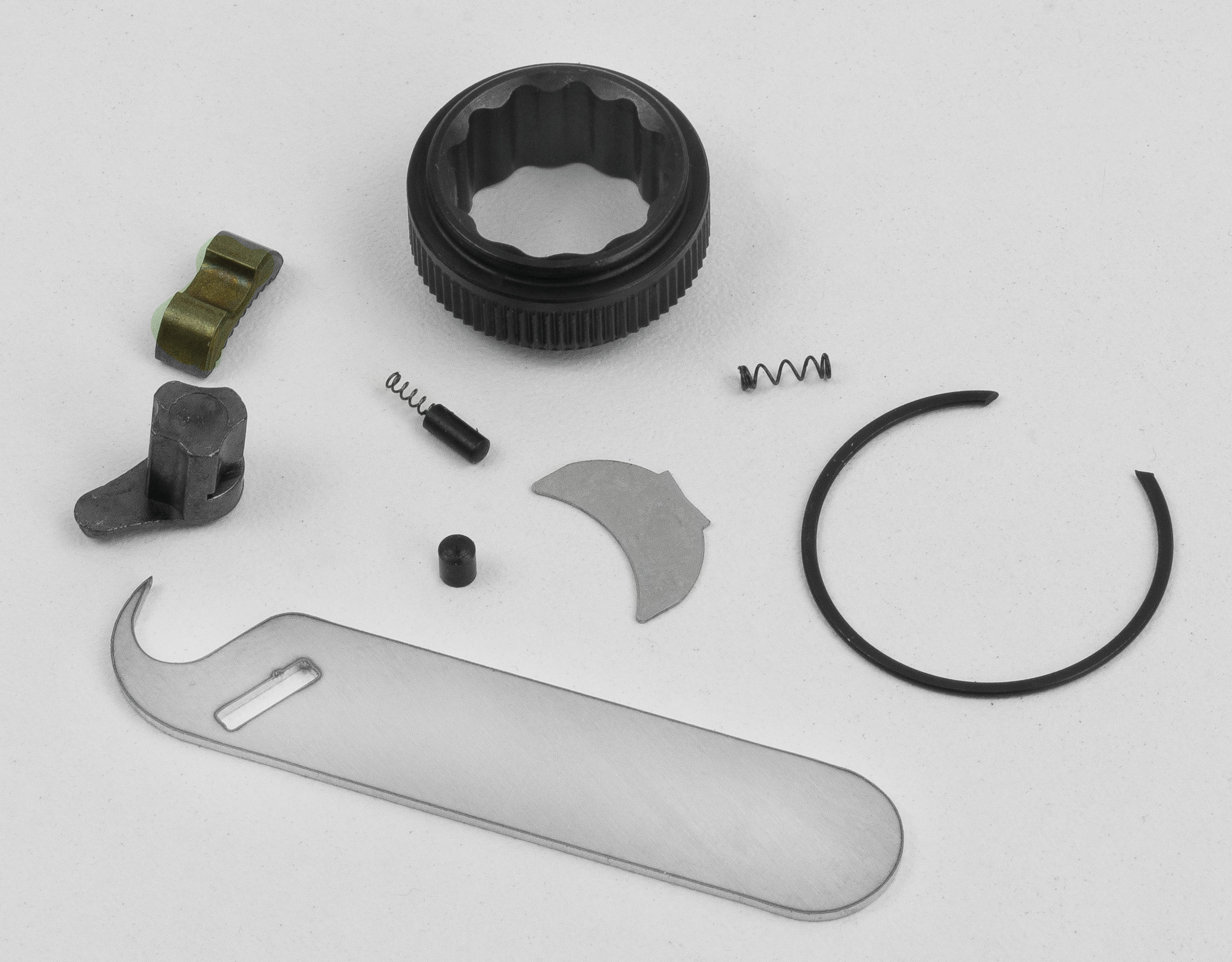 KIT FOR RATCHETING COMBINATION WRENCH
