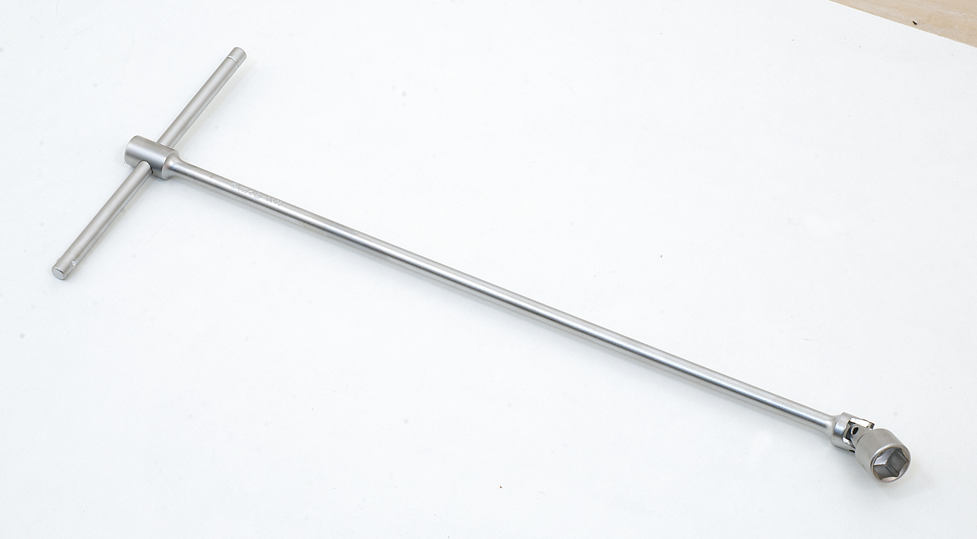 T-GRIFF MIT STECKNUSS