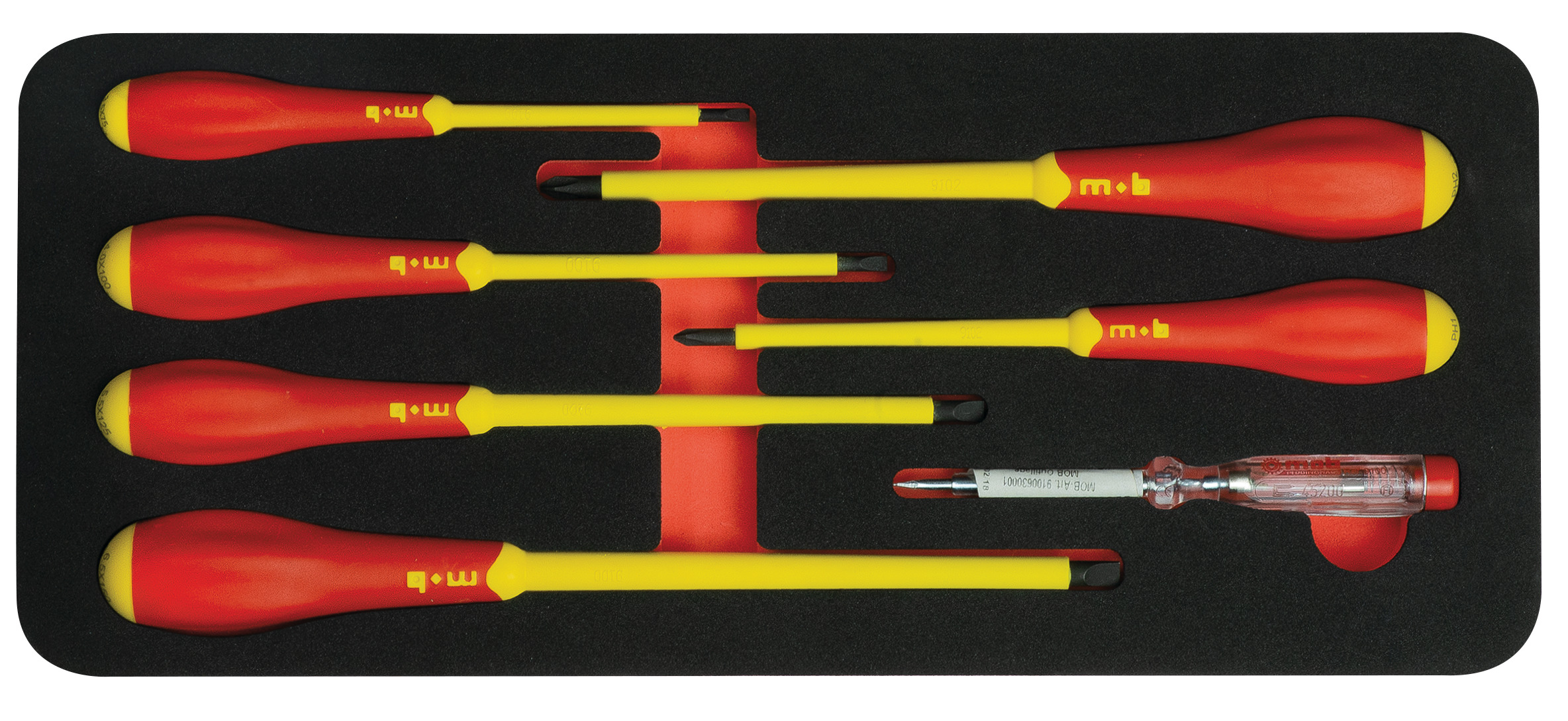 SCHAUMSTOFFMODUL MIT SCHRAUBENDREHERN